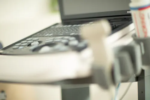 2 - Herr Dr. med. Hendrik Schirpke