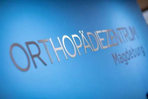 3 - Herr Dr. med. Hendrik Schirpke