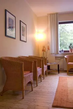 3 - Herr Dr. med. (I) Hagen Huneke