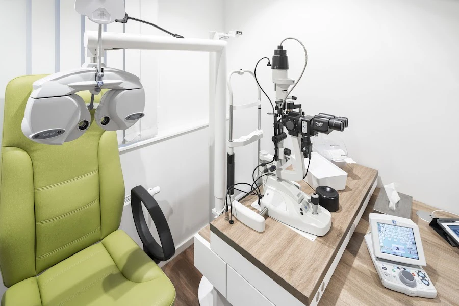 1 - Herr Dr. med. (I) Michael Martin