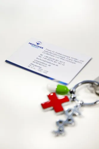 6 - Herr Dr. med. Martin Schebeck