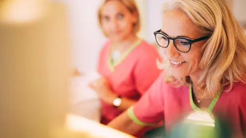 4 - Herr Dr. med. Michael Flach