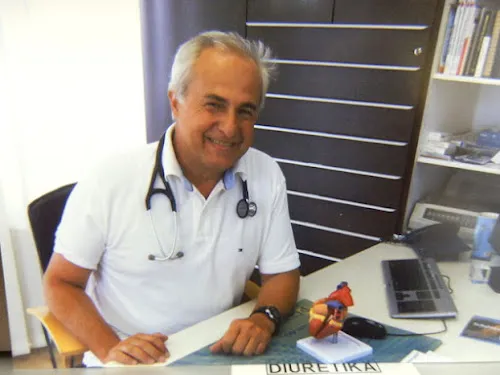 4 - Herr Dr. med. Michael Liegl