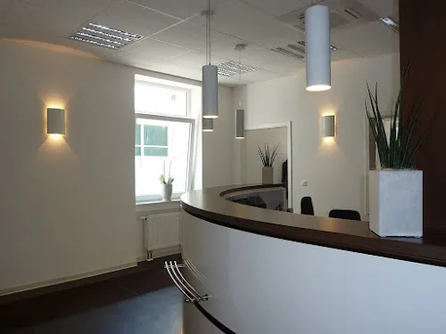 2 - Herr Dr. med. Nabil Nosseir