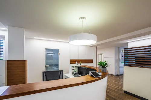 7 - Herr Dr. med. Otto Nagy