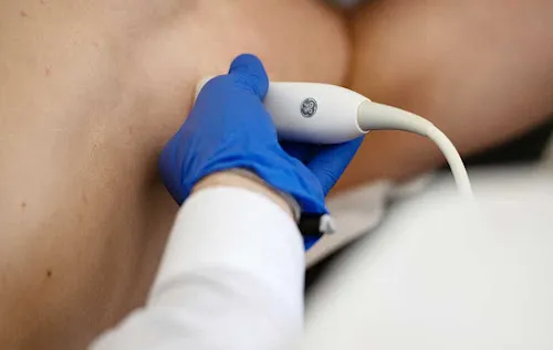 8 - Herr Dr. med. Sepehr Samandari