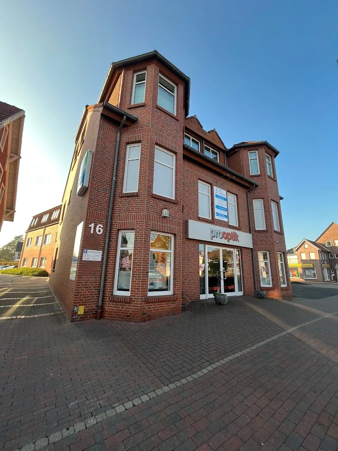 1 - Herr Dr. med. Thomas Kröger