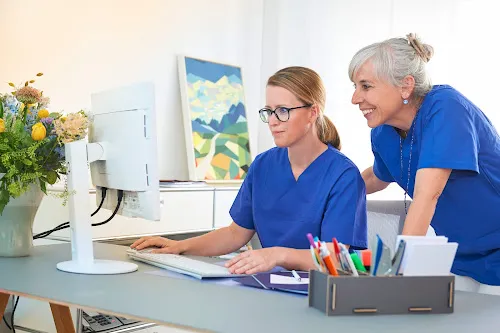 6 - Herr Dr. med. Thomas Probst