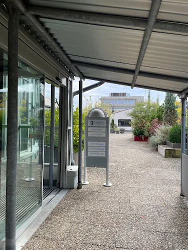 4 - Herr Dr. med. Thomas Probst