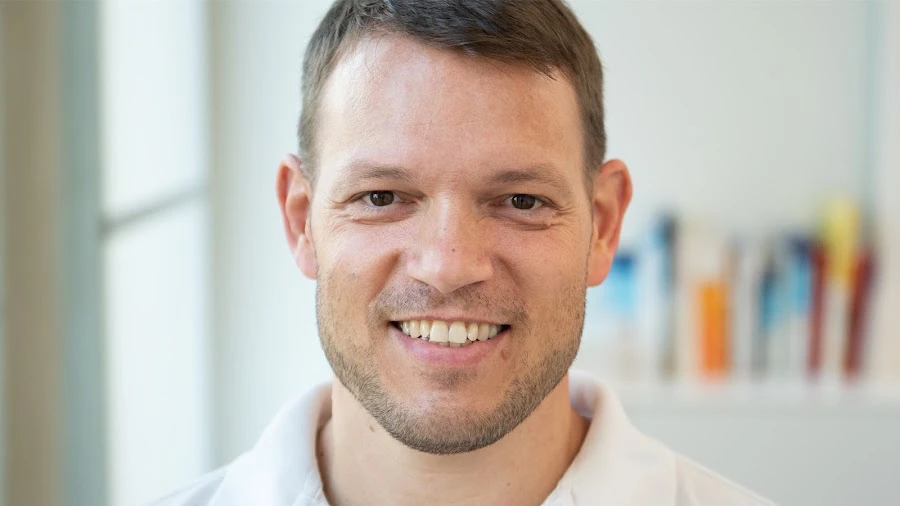 1 - Herr Dr. med. Ulf Czech