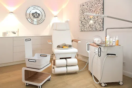 1 - Herr Dr. med. Ulrich Bernhard