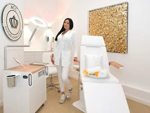 6 - Herr Dr. med. Ulrich Bernhard