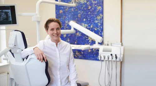 3 - Herr Dr. med. univ. Oskar Steger