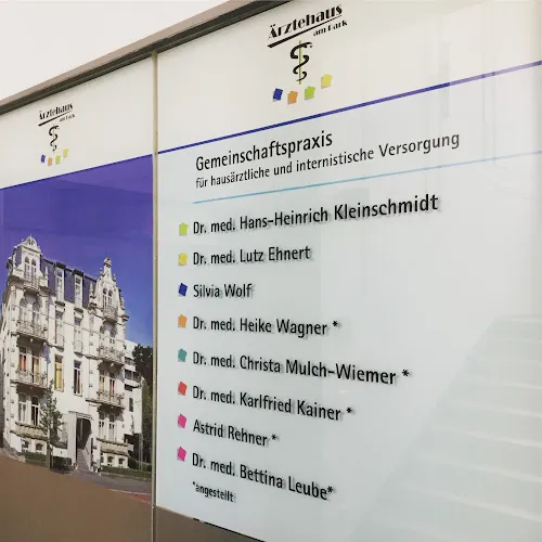 1 - Herr Dr. Rainer-Jörg Hettinger