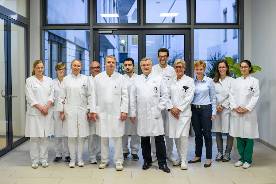 1 - Herr Dr. rer. nat. (PL) Peter Gorski