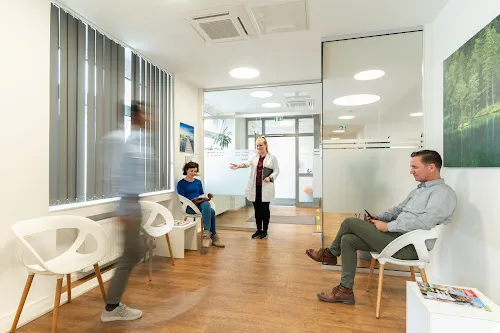 2 - Herr Dr. Sameollah Fatehi