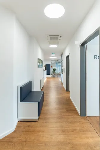 8 - Herr Dr. Sameollah Fatehi