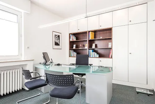 5 - Herr Dr. (Univ. Zagreb) Damir Pernar