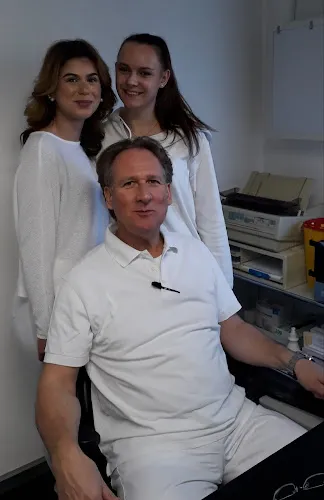 8 - Herr Dr.med. Peter Laufer