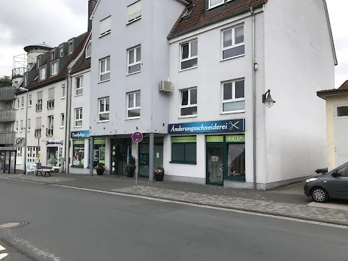 2 - Herr Dr.med. Peter Laufer