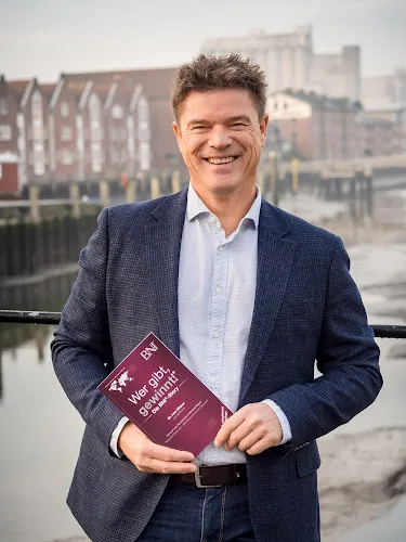 5 - Herr Jens Vossmann