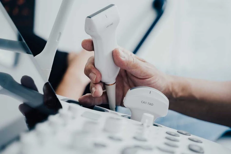 1 - Herr Kay Christian Lippert