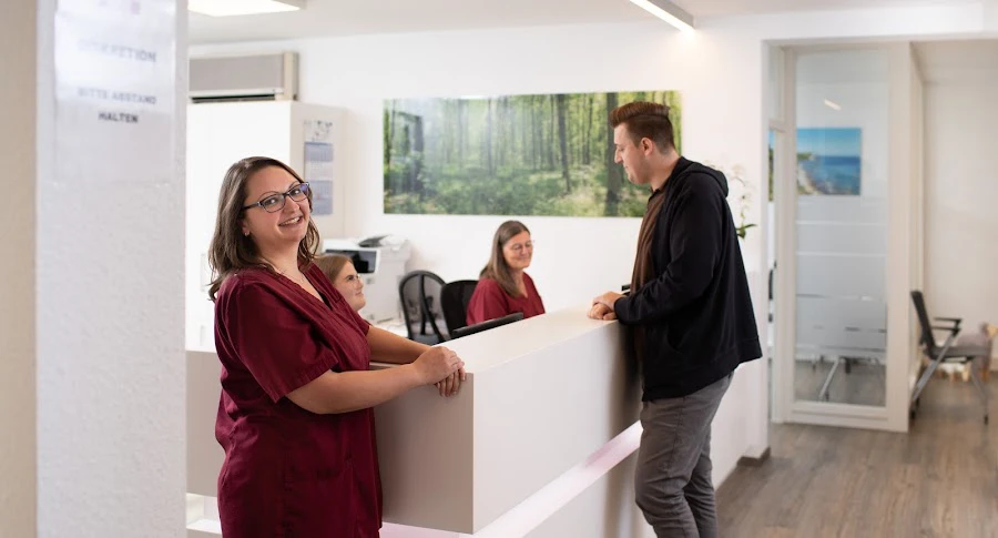 1 - Herr Klaus Wiemers