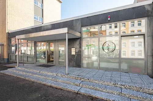 2 - Herr Martin Flügel