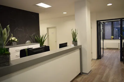 2 - Herr Stefan Schirmeister