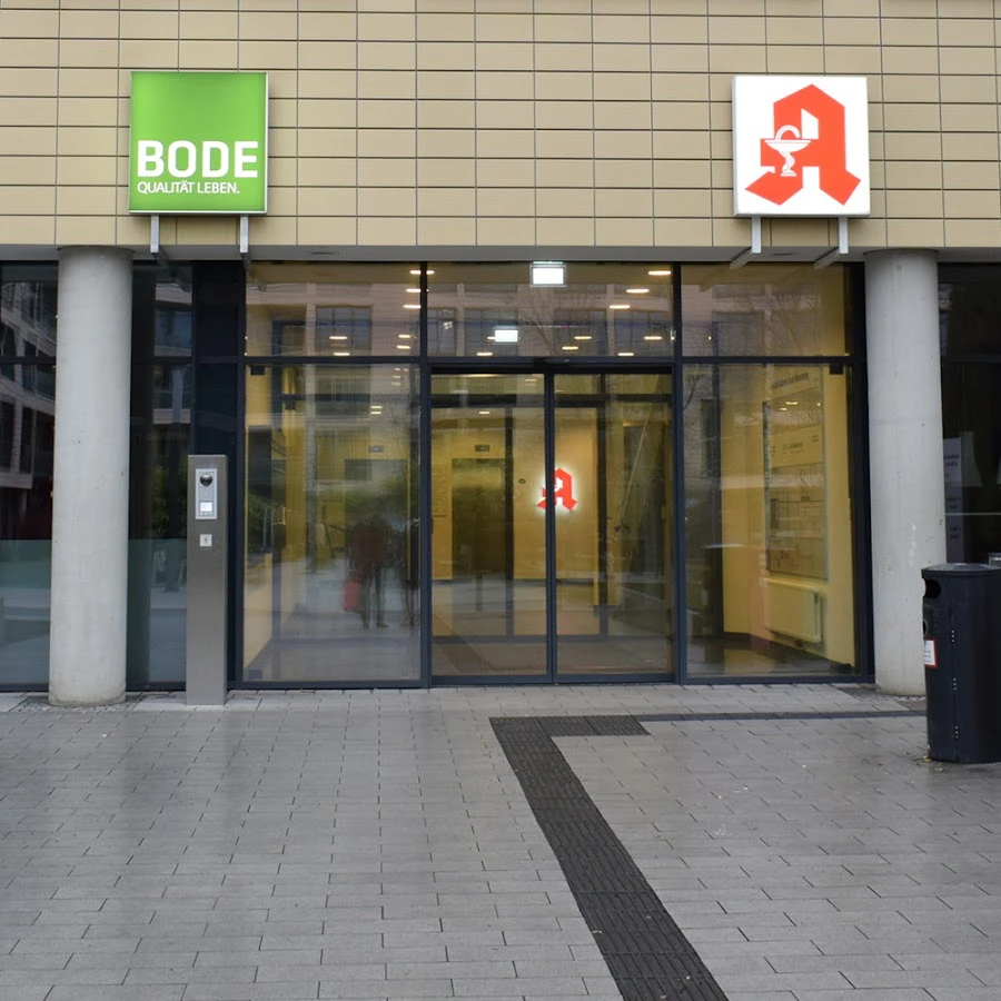 1 - Herr Stefan Schirmeister