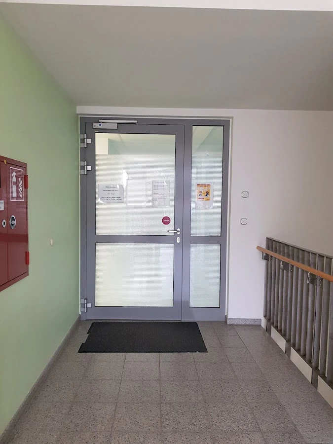 1 - Herr Wolfgang Dippel