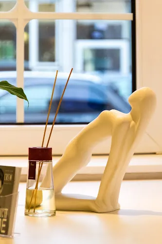 6 - Herrensalon Schere M Selim Agic - Bielefeld