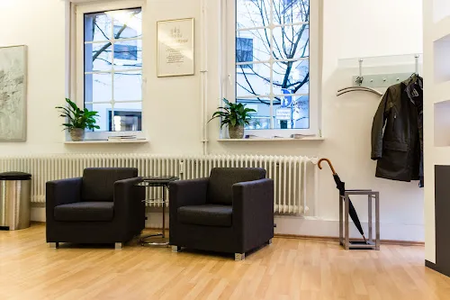 3 - Herrensalon Schere M Selim Agic - Bielefeld