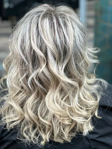 4 - Hewis Hair & Beauty