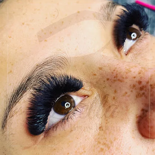 3 - Hi Lites Hair Studio