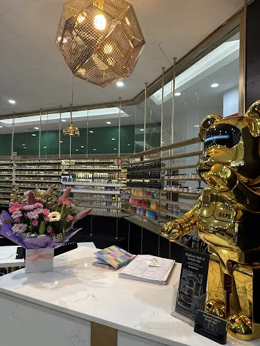 6 - HIGHLAND NAILS AND BEAUTY BAR ROMA - QUEENSLAND