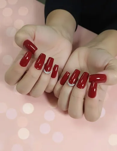 5 - HIGHLAND NAILS AND BEAUTY BAR ROMA - QUEENSLAND