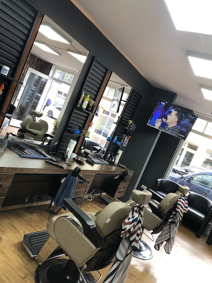 1 - Hivo’s Cut Barber Salon