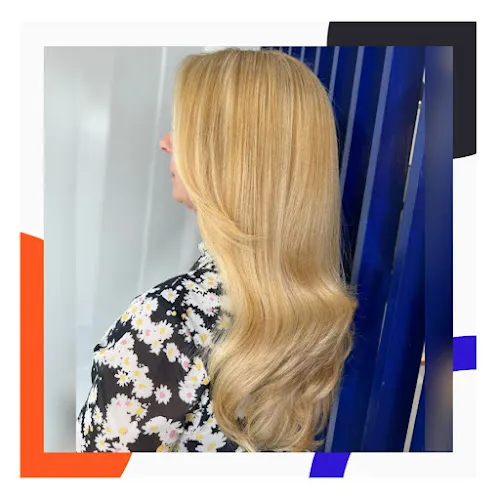 3 - Hk Hair Salon 形髮廊