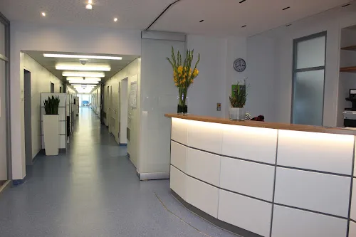 3 - HNO Arzt Dr. med. Ioannis Karantzavelos