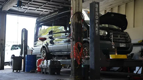 2 - Hobbs Hilltop Automotive