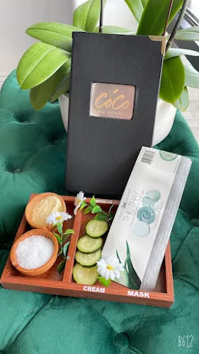 1 - Hollywood Nail Spa