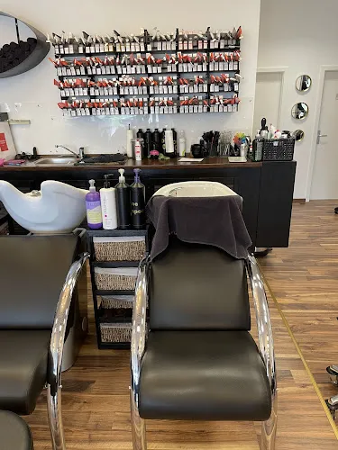 2 - Hollywood Nails - Husum