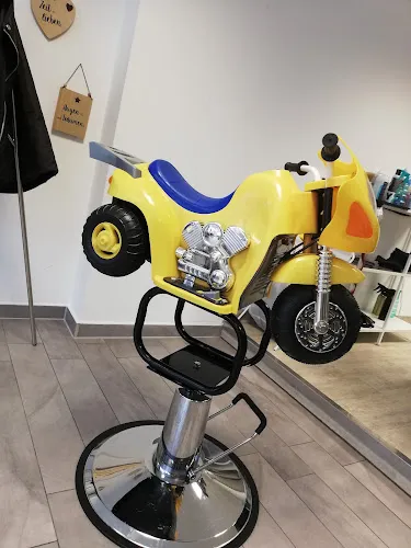 5 - Home of Hair by Semira