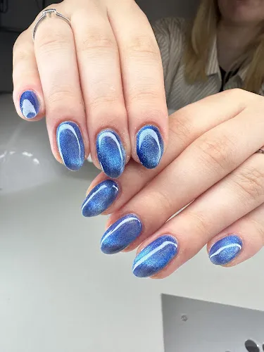 4 - Honey Bee Nails & Beauty