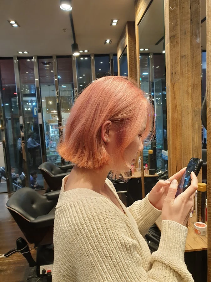 1 - Honey Blonde Hair Salon & Gold hair studio