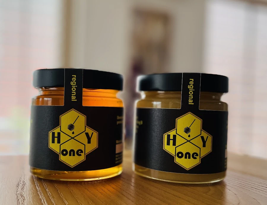 1 - Honig aus eigener Imkerei Yvonne Heinzinger