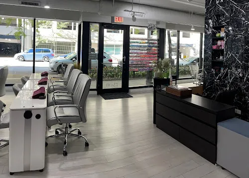 6 - Hubbard Street Hair Studio