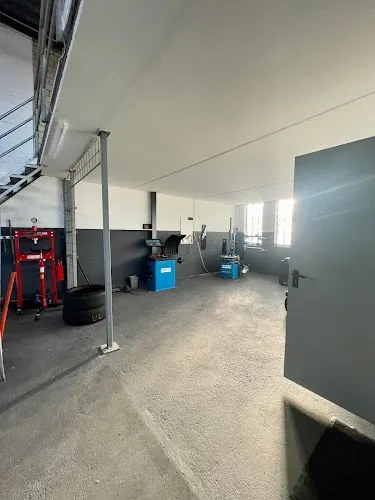 4 - Humaidi KFZ-Meisterbetrieb