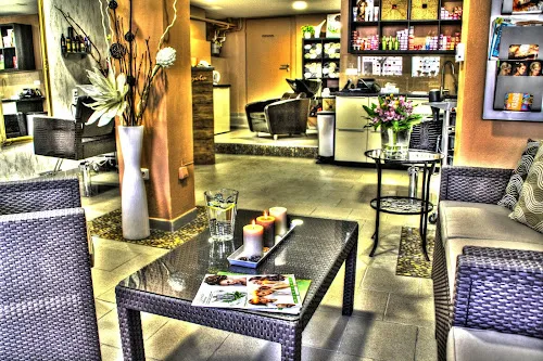 2 - Huyen Havlištová